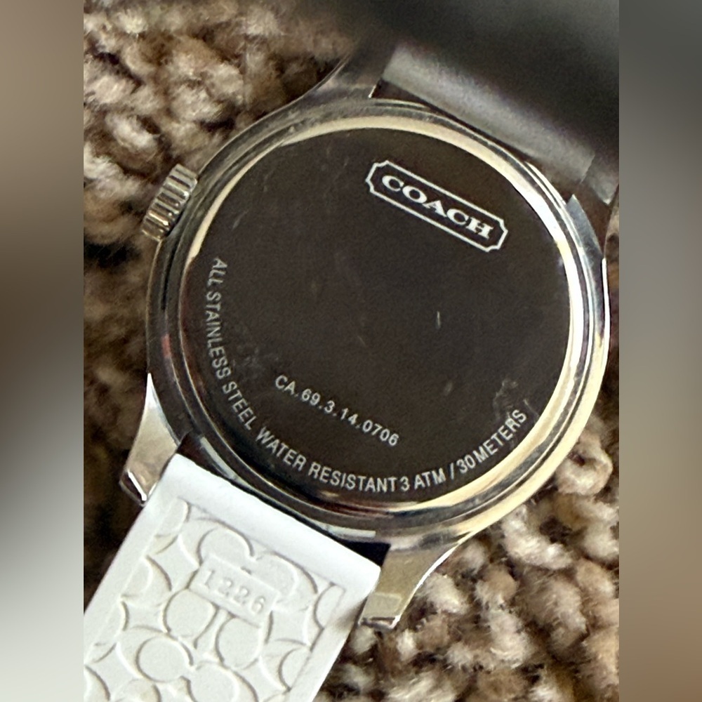 Coach White Signature Watch | Stainless Steel | Needs New Battery - Picture 7 of 14